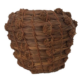 1980s Pine Needle Coil Basket Native American Southeast Usa Hand Crafted 5.75" Tall For Sale