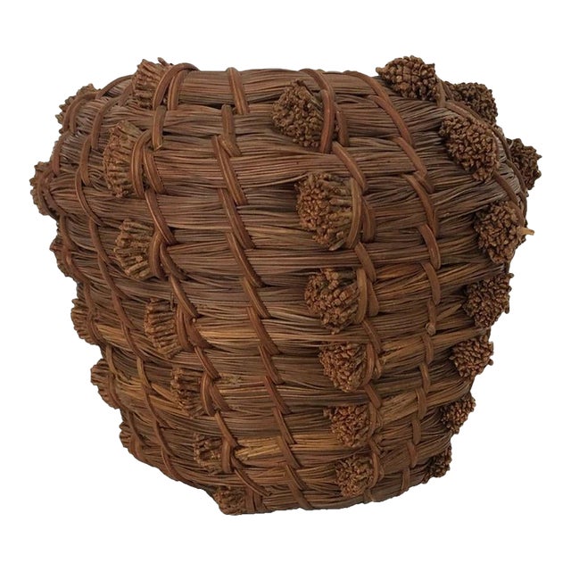 1980s Pine Needle Coil Basket Native American Southeast Usa Hand Crafted 5.75" Tall For Sale