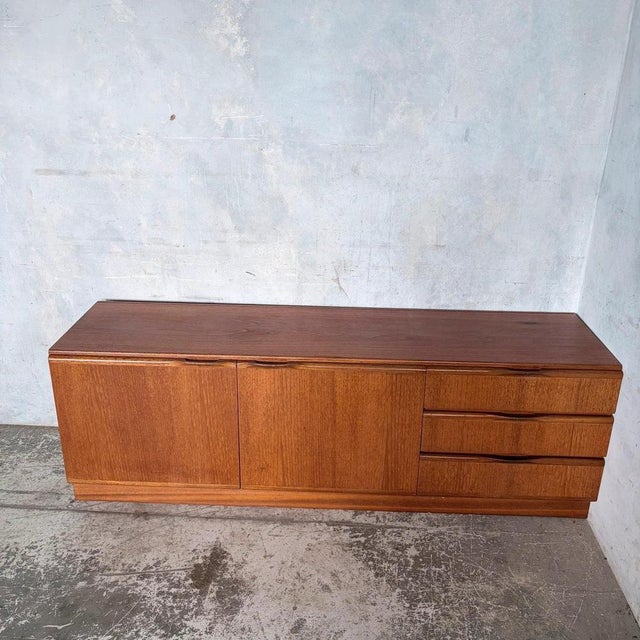 1960s Mid-Century Teak Low Sideboard by McIntosh, 1960s For Sale - Image 5 of 10