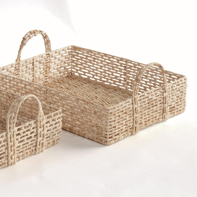 A species of banana, abaca is an upcycled, sustainable material. A very durable fiber, semibleached and varying in color,...
