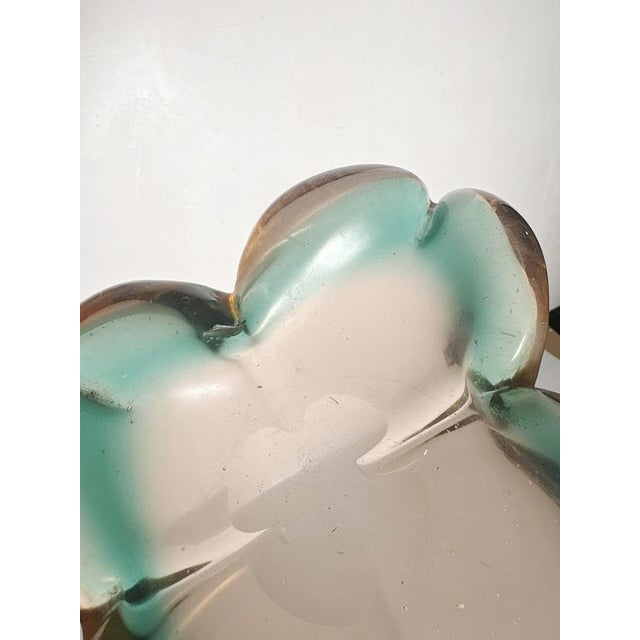 Flower-Shaped Colored Glass Ashtray, Italy, 1960s For Sale - Image 10 of 12