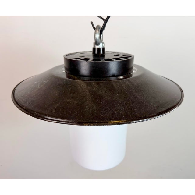Industrial Grey Enamel Pendant Lamp with Milk Glass from Elektrosvit, 1960s For Sale - Image 4 of 18