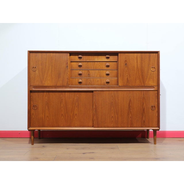 Mid Century Modern Vintage TeakDanish Buffet Credenza For Sale - Image 13 of 15