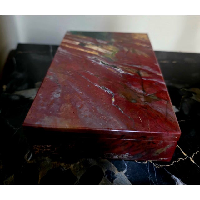 Italian Red Jasper Stone Box c.1950. For Sale - Image 4 of 9