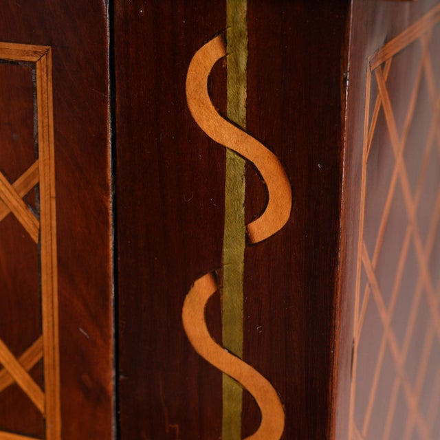 High Chest of Drawers in Mahogany & Oak, 1810 For Sale - Image 12 of 13