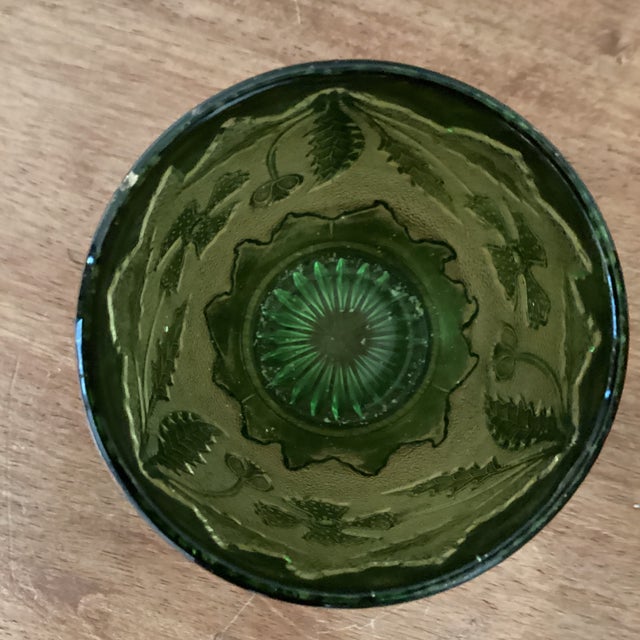 Circa 1898 Antique Emerald Green Glass With Gold Eapg Table Set in American Beauty Pattern- Set of 4 For Sale - Image 11 of 12