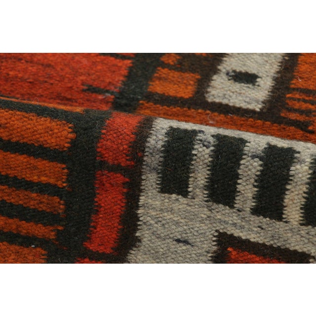 Vintage Swedish Rya Runner in Rust With White Geometric Pattern - Rug & Kilim For Sale In New York - Image 6 of 7