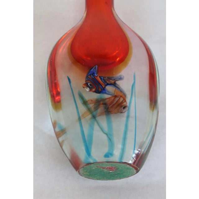 Alfredo Barbini 1970s Murano Hand-Blown Aquarium Vase Attributed to Alfredo Barbini For Sale - Image 4 of 10