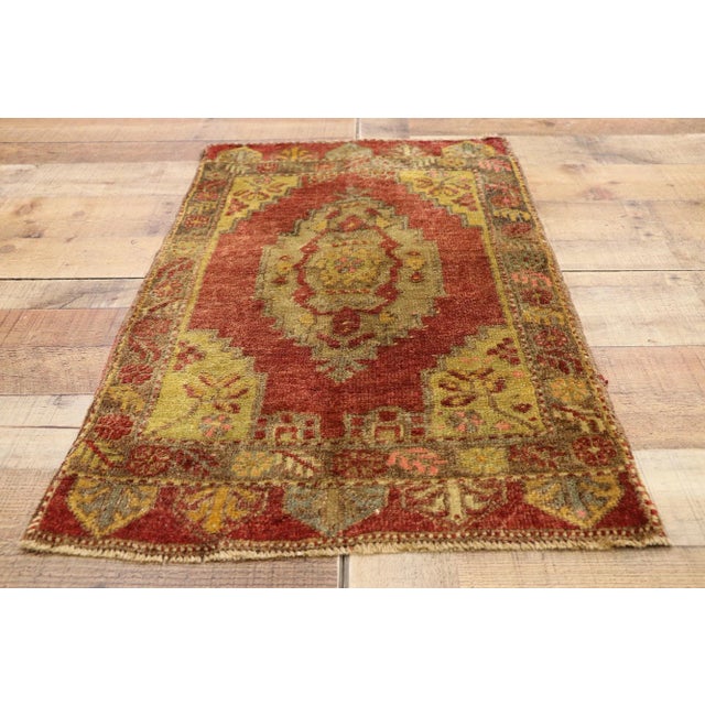 Textile Vintage Turkish Yastik Rug - 01'10 X 03'00 For Sale - Image 7 of 8