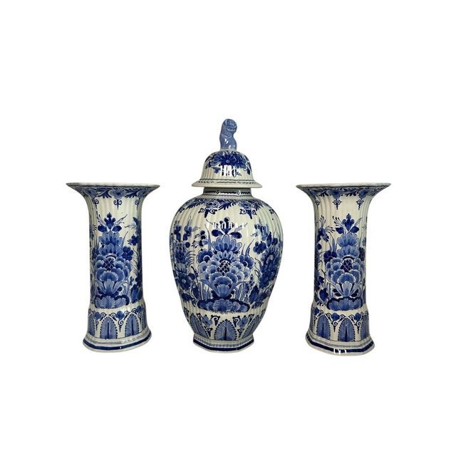 Vintage Three-Piece Delft Blue Garniture Set from Royal Delft, 1972, Set of 3 For Sale - Image 10 of 10