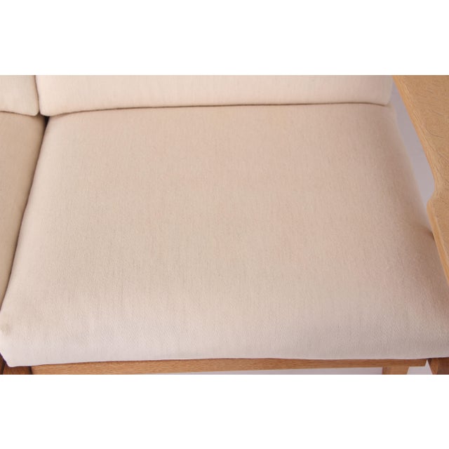 GE375 Sofa in Savak Upholstery from Hans J Wegner​​, 1970s, Set of 2 For Sale - Image 12 of 15