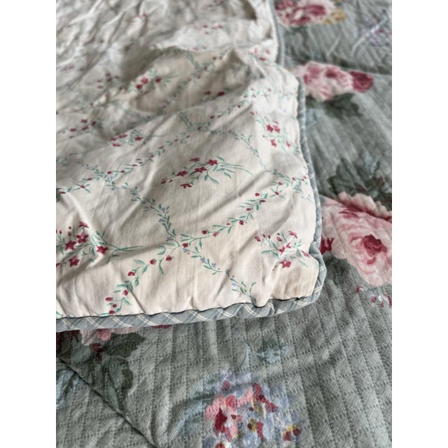 Textile VTG Ralph Lauren Cottage Lane / Sundress Reversible Blue Floral Comforter Queen For Sale - Image 7 of 8