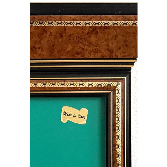 A Vintage Style Double Glass Mirrored Burl Curio Inlaid Marquetry Made in Italy For Sale - Image 10 of 11