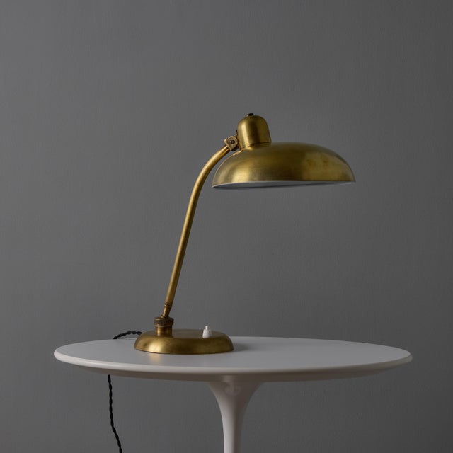 1940s Giovanni Michelucci Patinated Brass Ministerial Desk Lamp for Lariolux Produced circa 1940 and executed in richly...