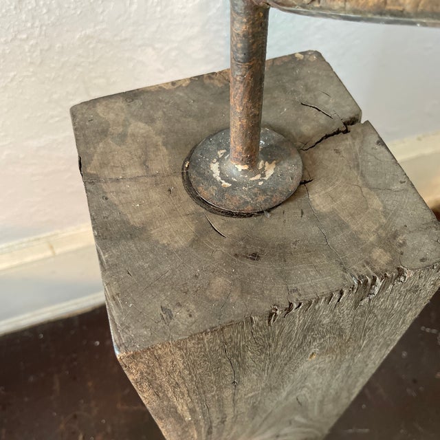 1960s Large 4’7” Mid Century Modern Wooden Wheel Sculpture Attributed to Early Studio of Noah Purifoy , Los Angeles Pedigree For Sale - Image 5 of 9