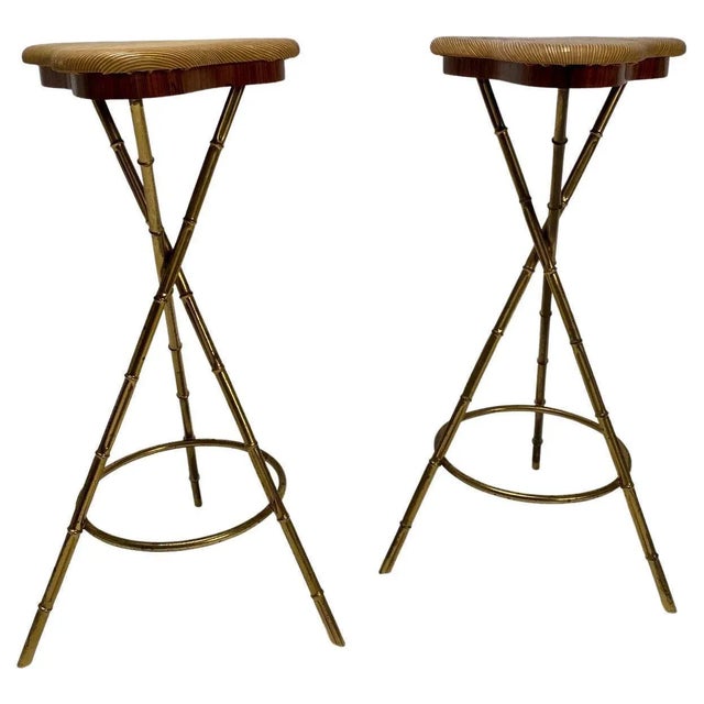 Refined pair of midcentury Italian bar stools with structure in wood and brass, coming from an important villa on como...