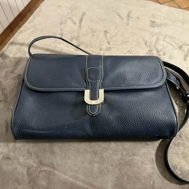 1980s Vintage Blue Leather French Shoulder Bag by Emanuel Ungaro For Sale - Image 17 of 17