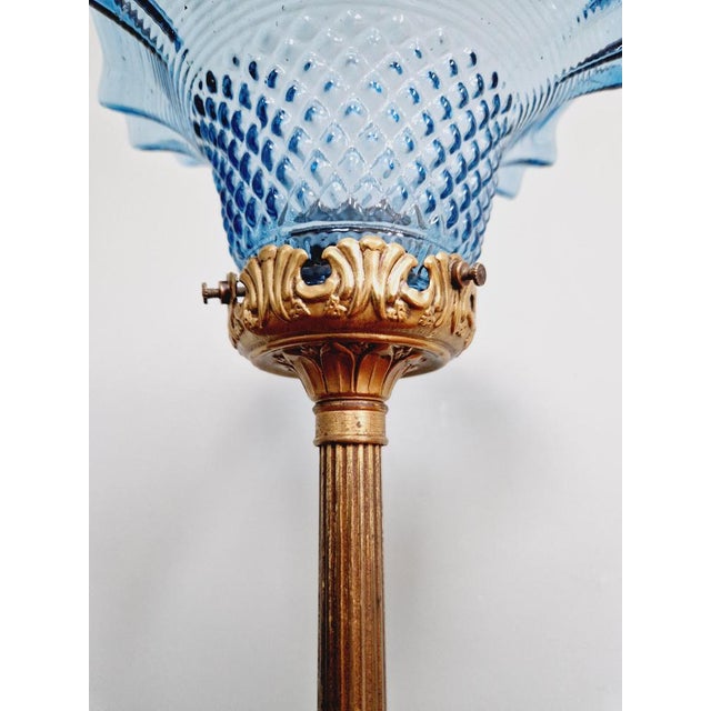 Table Lamp in Gilded Bronze For Sale - Image 5 of 16