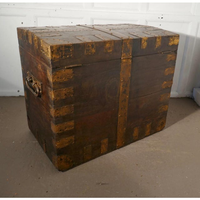 Late 19th Century 19th Century Travelling Silver Chest from Smith and Nicholson, 1870s For Sale - Image 5 of 10
