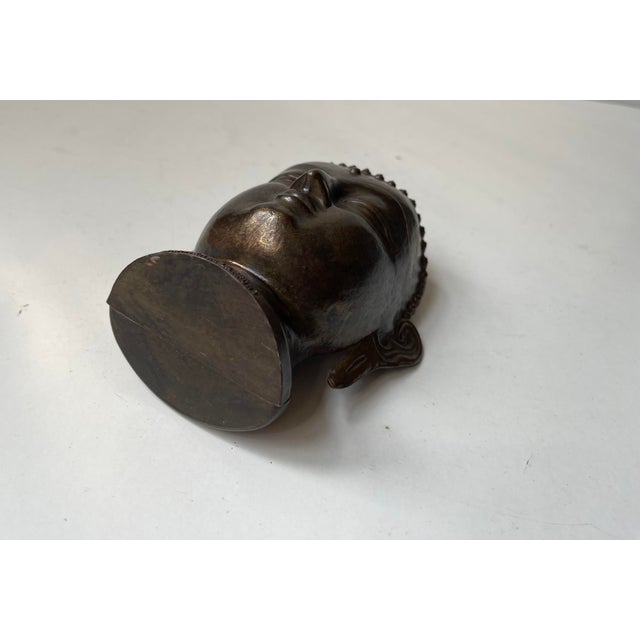 Vintage Siddhartha Gautama Buddha Head in Brass from Robert Laffont Editions, 1980s For Sale - Image 6 of 10