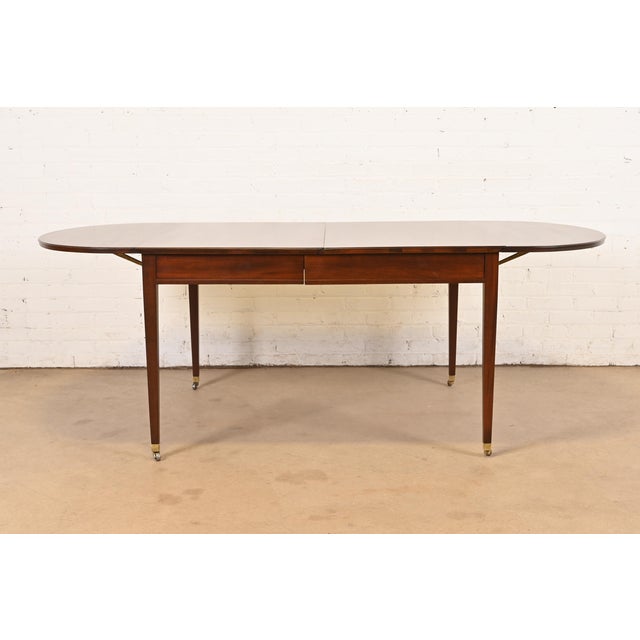 Hepplewhite Baker Furniture Federal Banded Mahogany Drop Leaf Dining Table, Newly Refinished For Sale - Image 3 of 11