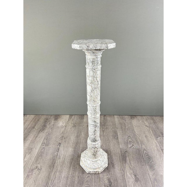 20th Century White Veined Marble Column For Sale - Image 5 of 6
