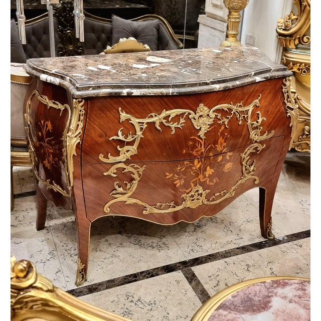 French French Bombe Commode With Floral Marquetry, Gilded Bronze Ormolu and Polished Marble Top For Sale - Image 3 of 3