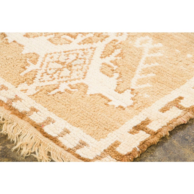 Traditional Vintage Moroccan Berber Rug With Beige Diamond Lattice by Rug & Kilim, 1950-1959 For Sale - Image 3 of 9