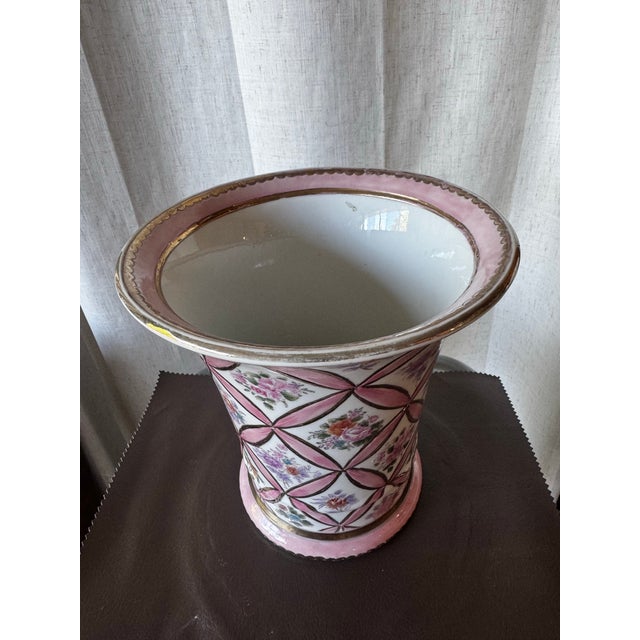 Vintage Pink Andrea by Sadek Porcelain Vase For Sale - Image 4 of 5