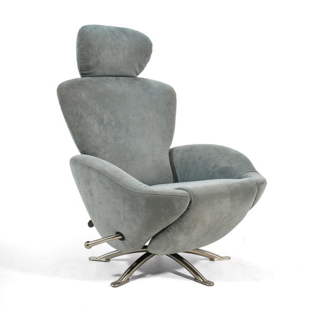 Winner of the 1999 Good Design Award, the "Dodo" chair by Toshiyuki Kita is a dynamic chair with swivel & recline features...