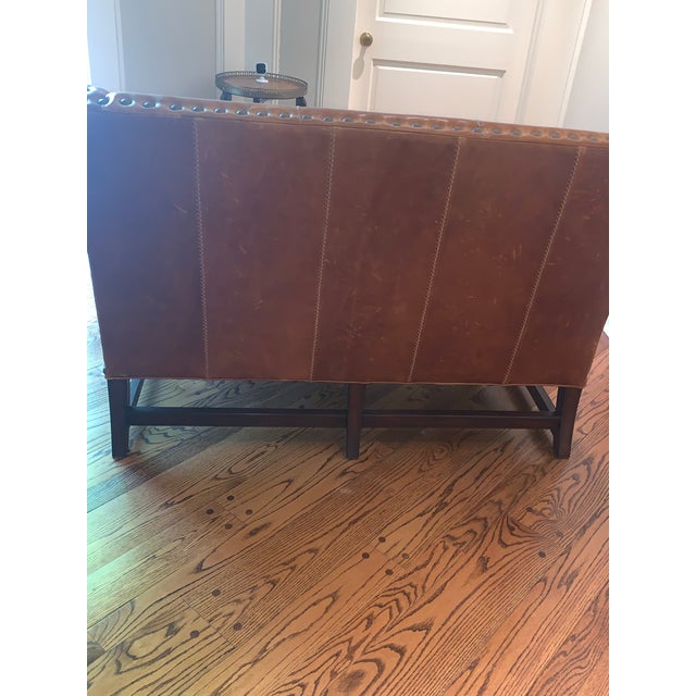 English Whittemore Sherrill Manchester Collection Leather Settee For Sale - Image 3 of 10