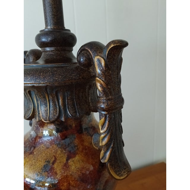 1990s Tuscan Marbled Amber & Bronze Scroll Table Lamp — Old World Revival For Sale - Image 14 of 17