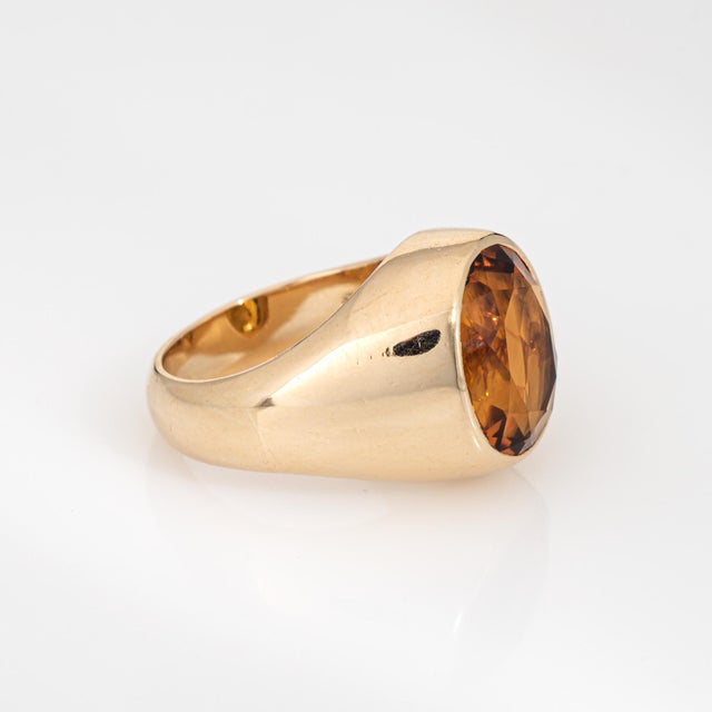 1980s 6ct Madeira Citrine Signet Ring Size 8 Heavy 14k Yellow Gold Oval Men's Jewelry For Sale - Image 4 of 7