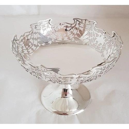 Vintage Sterling Silver Tazza Fruit Bowl from Harrison Brothers & Howson, 1926 For Sale - Image 9 of 18