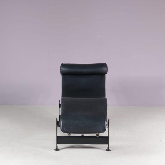 Le Corbusier LC4 Chaise Longue by Le Corbusier for Cassina, Italy, 1990s For Sale - Image 4 of 17