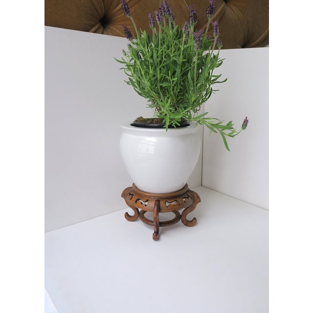 Porcelain Planter Cachepot Jardinière With Stand For Sale In New York - Image 6 of 11