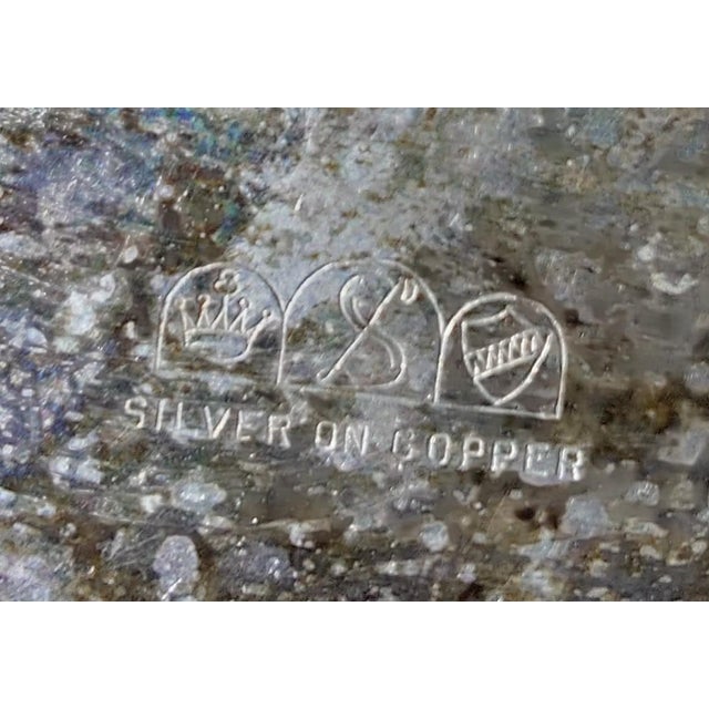 Baroque Mid 20th Century Silver-Plated Meat Platter, Designed by Sheridan Silver Company For Sale - Image 3 of 3