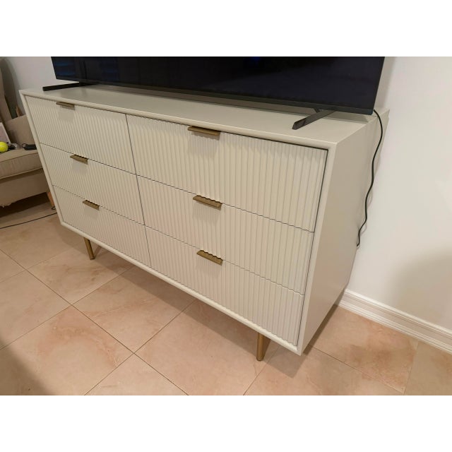 West Elm West Elm Quinn 6-Drawer Dresser in Haze - Like New For Sale - Image 4 of 6
