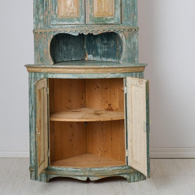 Antique Gustavian Pine Corner Cabinet, Sweden, 1820 For Sale - Image 4 of 11