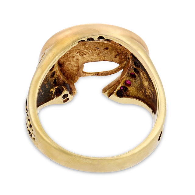 1940s Retro Ruby Diamond 14k Yellow Gold Horseshoe Signet Ring, Size 6.75 For Sale In Los Angeles - Image 6 of 7