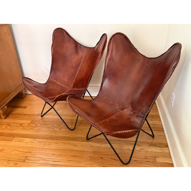 Rustic Pair of 1960s Argentine Import Leather Butterfly Chairs, After Jorge Ferrari-Hardoy for Knoll For Sale - Image 3 of 17