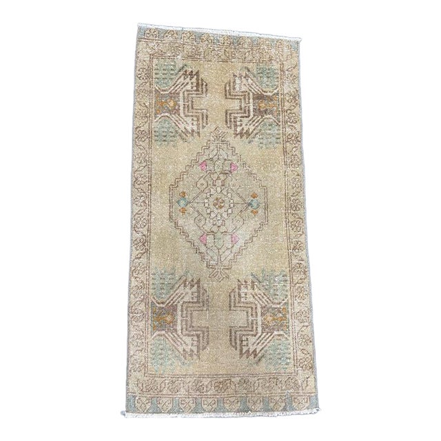 Turkish Yastik Rug 1'8" x 3'6" For Sale