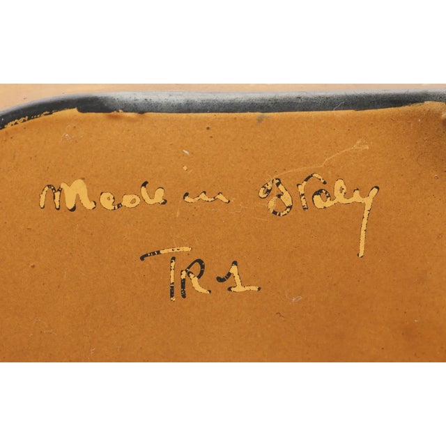 Neoclassical 1950s Vintage Italian Gold Tole Jardiniere Cachepot For Sale - Image 3 of 3