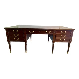 Late 20th Century Vintage Councill Furniture Company Washington Executive Desk - Broad Street Collection For Sale