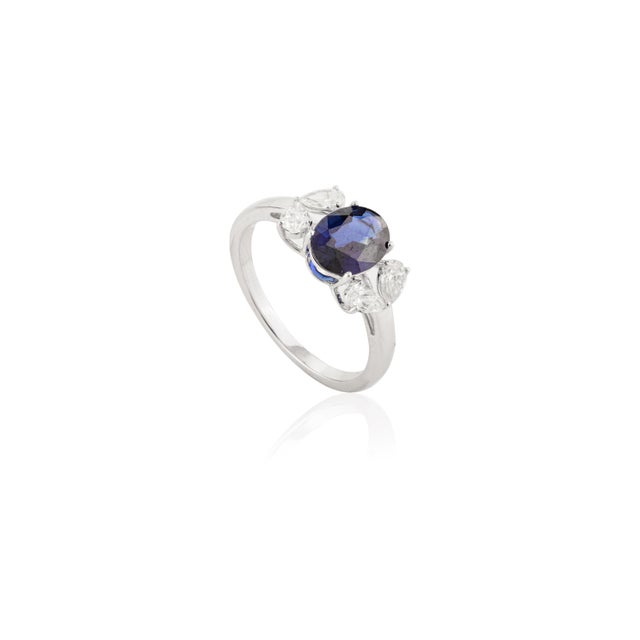 Modern 1.04 Ct Oval Sapphire & Diamonds Engagement Ring Size 7 For Sale - Image 3 of 12