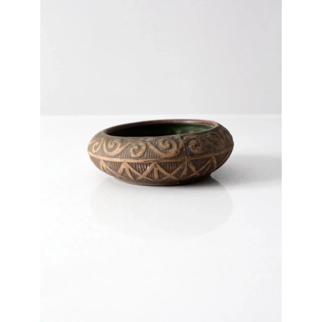 Antique Red Wing Brushware Bowl For Sale - Image 6 of 12