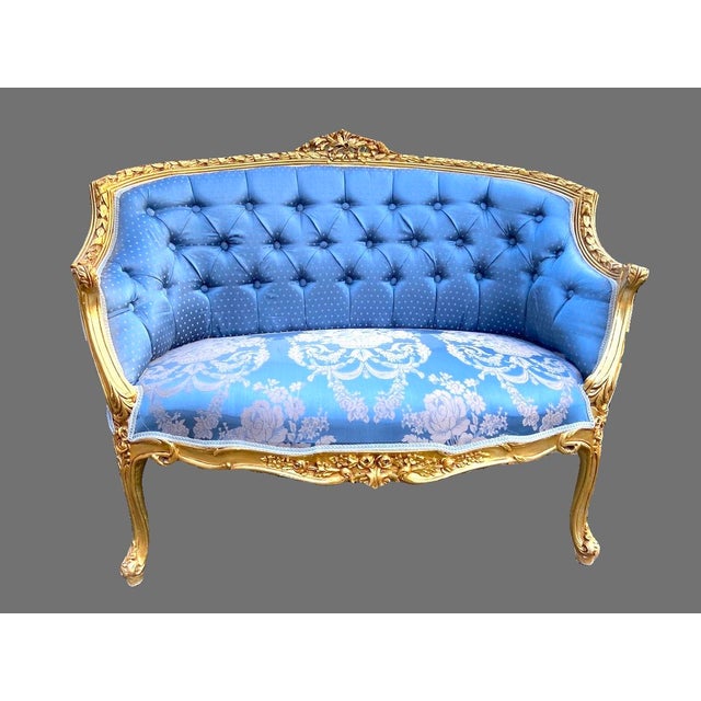 Cornflower Blue 1950s French Louis XVI Blue Damask Gold Beech Settee For Sale - Image 8 of 12