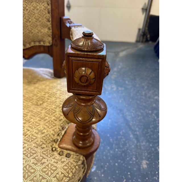 French Vintage 1930's Louis XV Style Accent Chair in Neutral Linen For Sale - Image 3 of 15