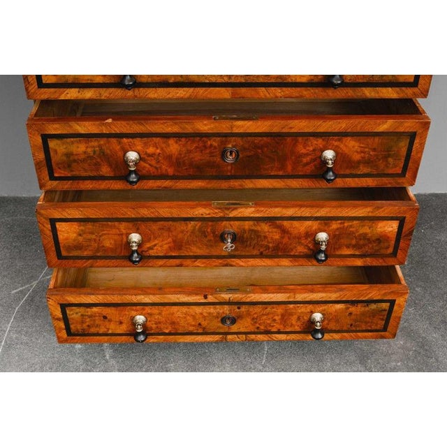 Mid-19th Century Biedermeier Chiffonier in Walnut For Sale - Image 11 of 17