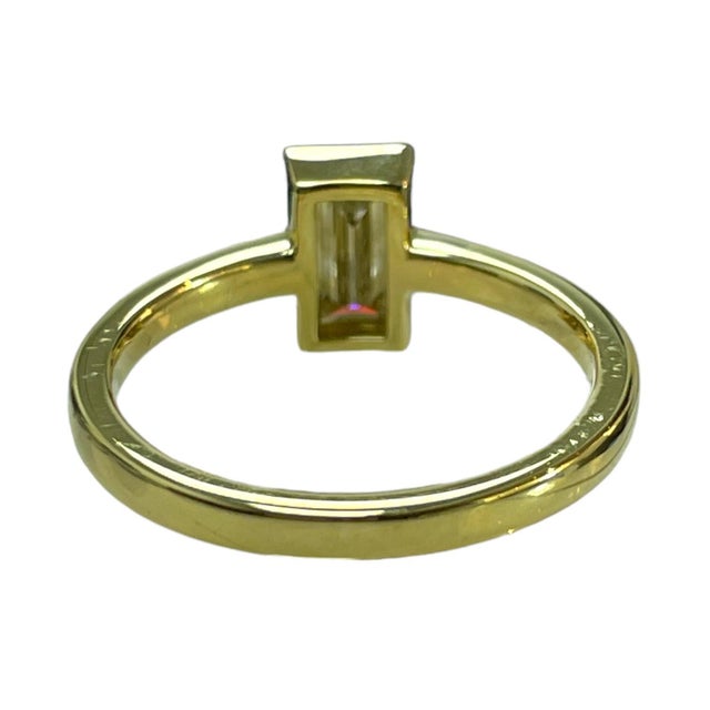 18k Yellow Gold Bezel Baguette Diamond Ring, Size 6.5 For Sale - Image 4 of 6